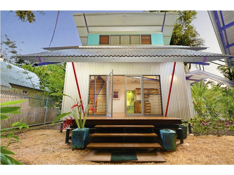 27 Martin Crescent, Coconut Grove NT 0810