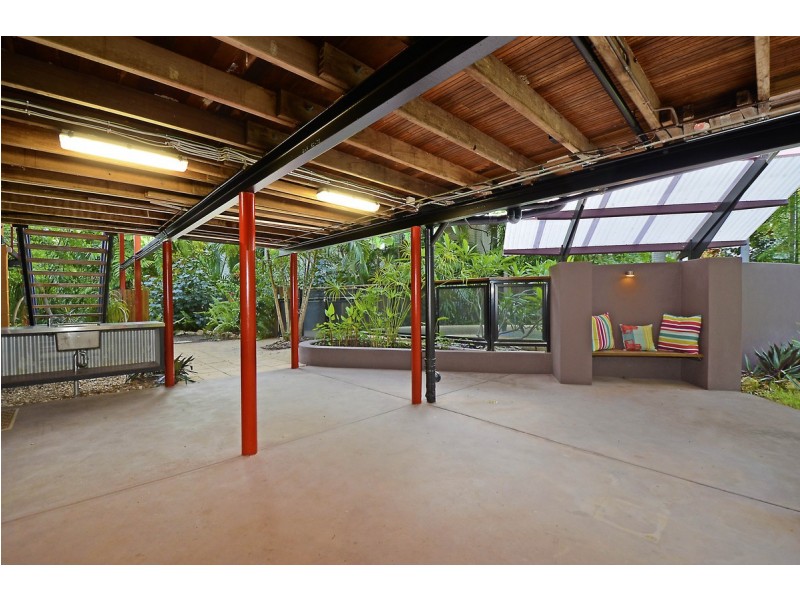 27 Martin Crescent, Coconut Grove NT 0810
