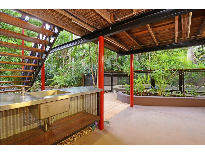 27 Martin Crescent, Coconut Grove NT 0810