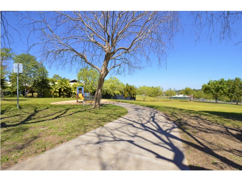 8 Sariago Court, Woolner NT 0820