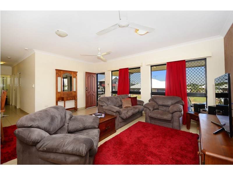 32 Catt Crescent, Farrar NT 0830