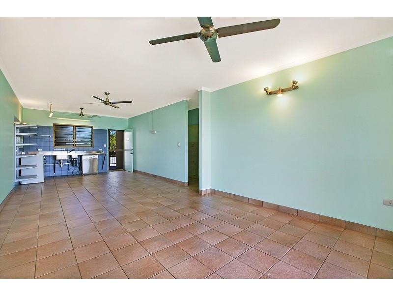 8/12 Houston Street, Larrakeyah NT 0820