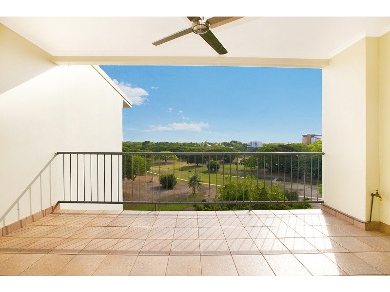 9/12 Houston Street, Larrakeyah NT 0820