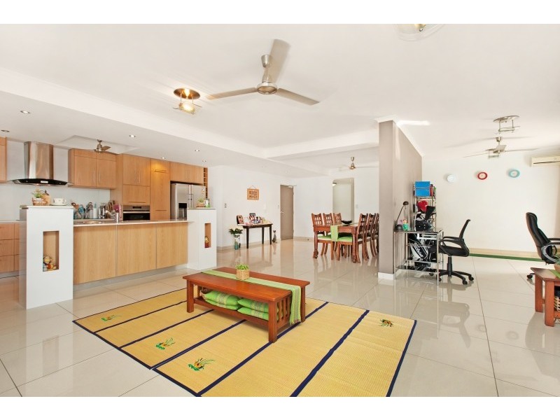 20/107 Woods Street, Darwin NT 0800