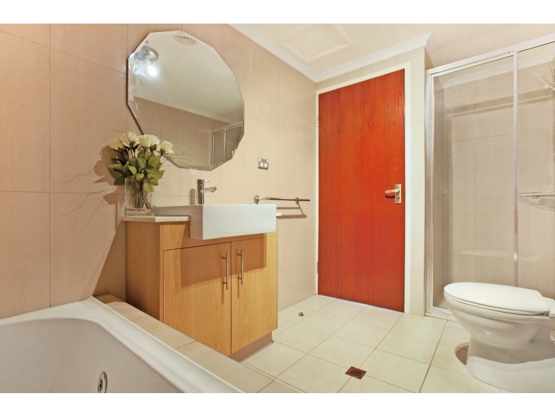 20/107 Woods Street, Darwin NT 0800