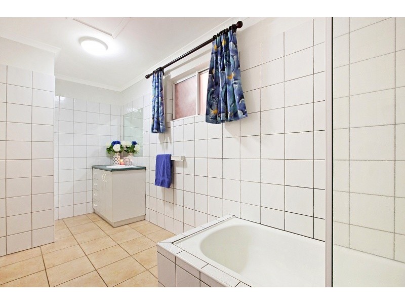 17/11 Chong Wee Avenue, Woolner NT 0820