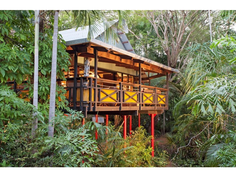 24 Martin  Crescent, Coconut Grove NT 0810