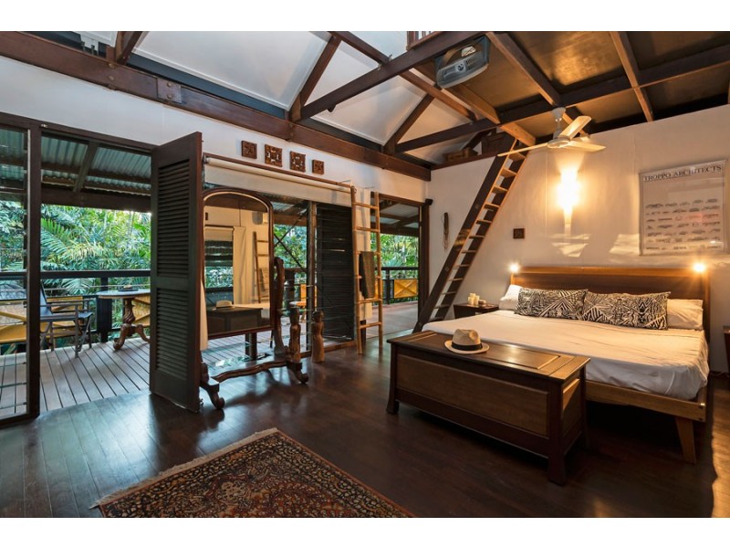 24 Martin  Crescent, Coconut Grove NT 0810