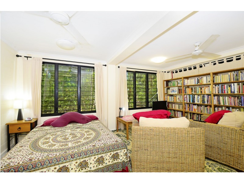 8 Kingston Place, Rapid Creek NT 0810