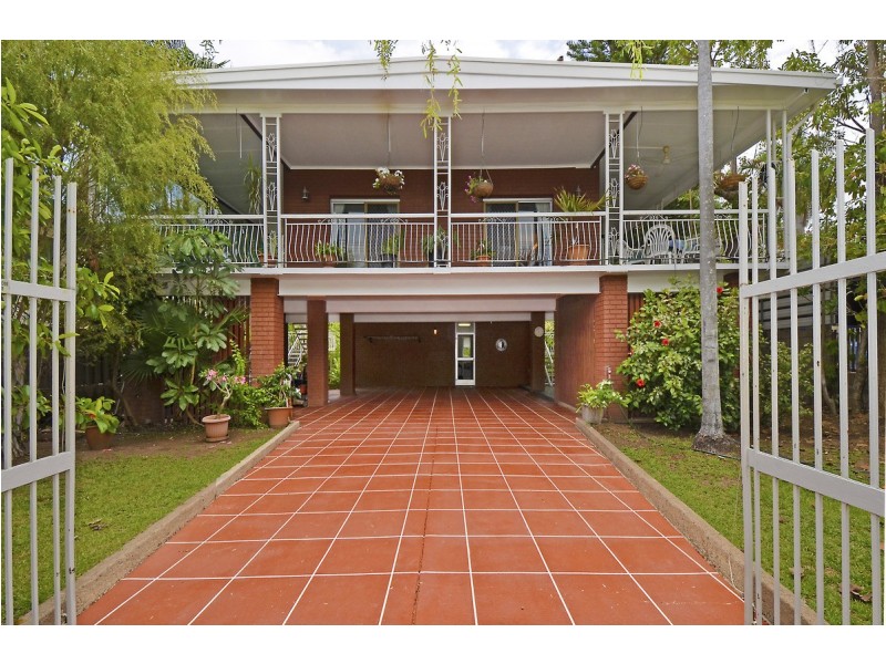 5 Floyd Court, Coconut Grove NT 0810