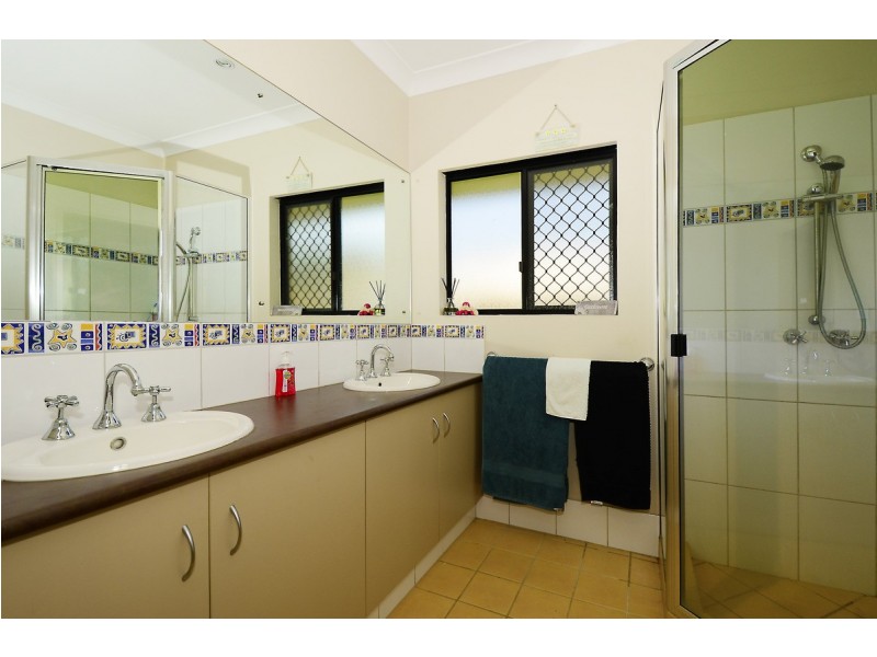 13 Kenbi Place, Rosebery NT 0832