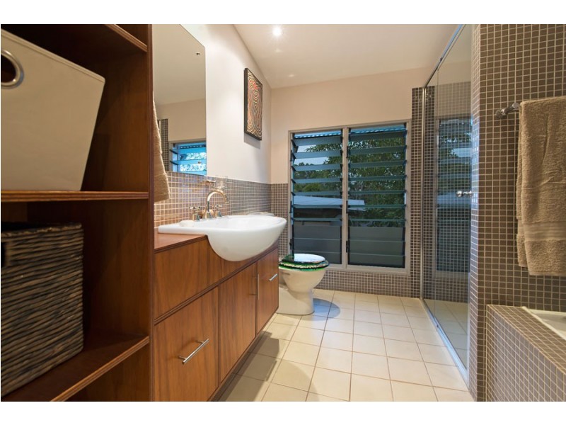 11 Castlemaine Close, Bayview NT 0820