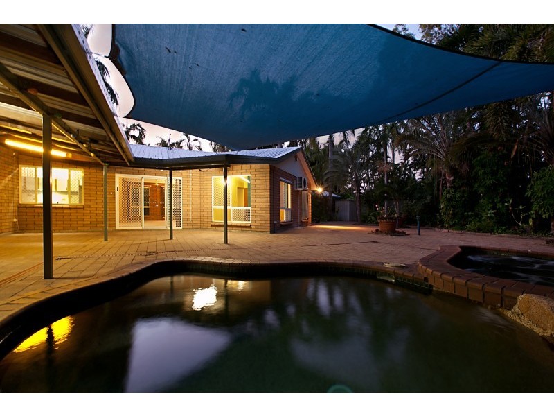 13 Hibernia Crescent, Brinkin NT 0810