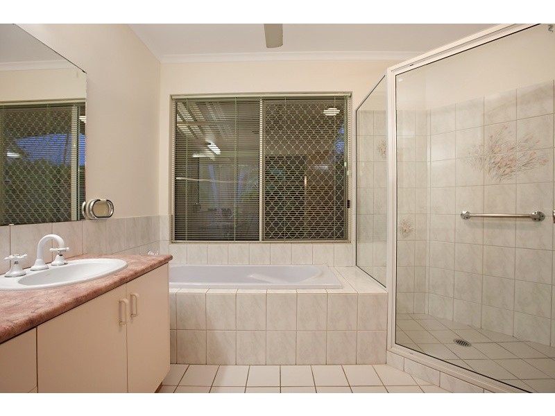 13 Hibernia Crescent, Brinkin NT 0810