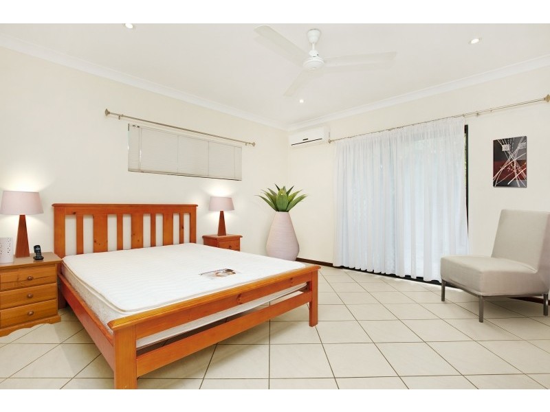 10 Villaflor Crescent, Woolner NT 0820