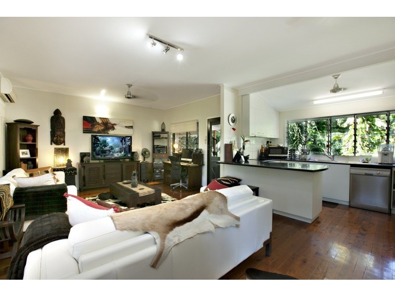 6 Rowe Place, Rapid Creek NT 0810