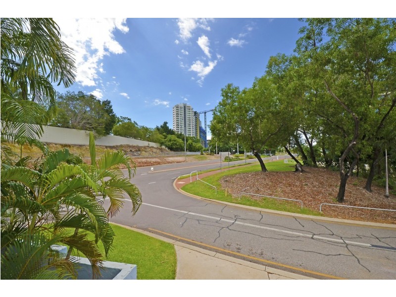 1/4 McMinn Street, Darwin NT 0800