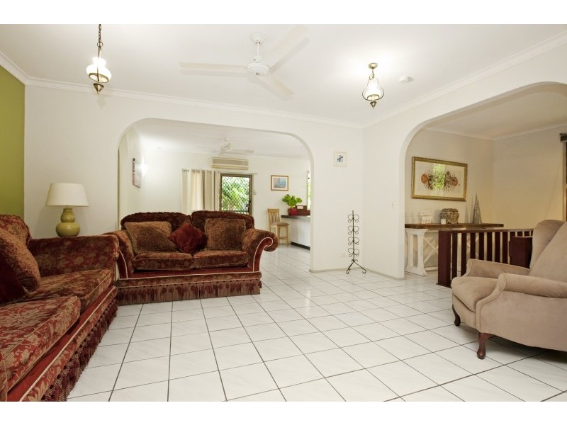 9 Goshawk Court, Leanyer NT 0812