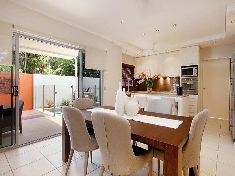 7/125 Dick Ward Drive, Coconut Grove NT 0810