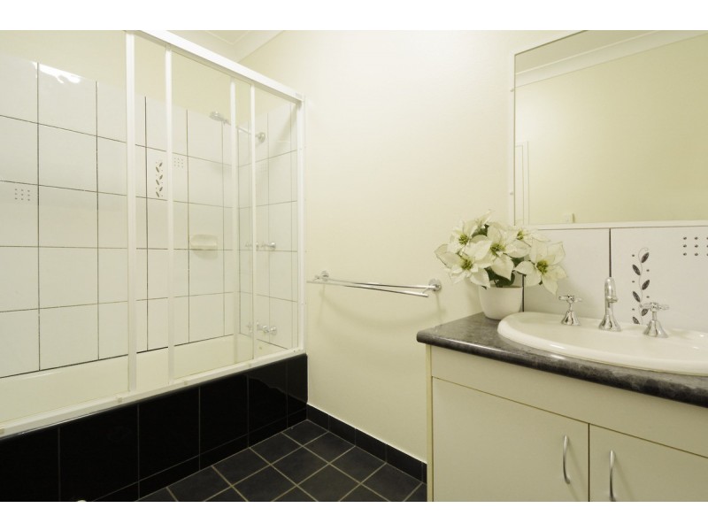 1 Catt Crescent, Farrar NT 0830