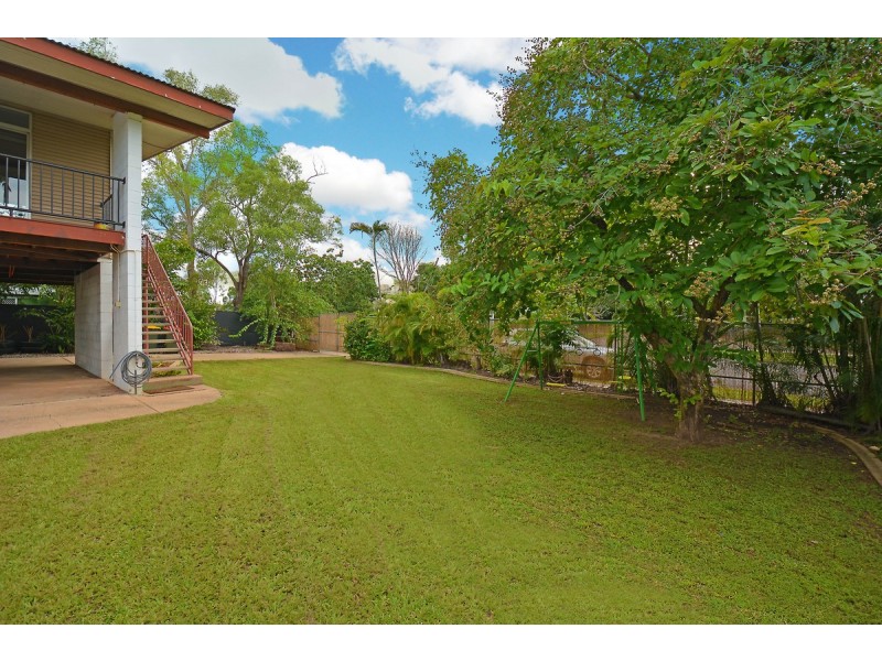 4 Matthews Road, Malak NT 0812