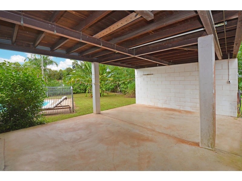 4 Matthews Road, Malak NT 0812