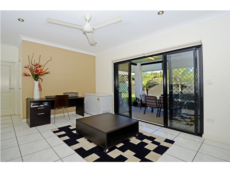 26 Catt Crescent, Farrar NT 0830