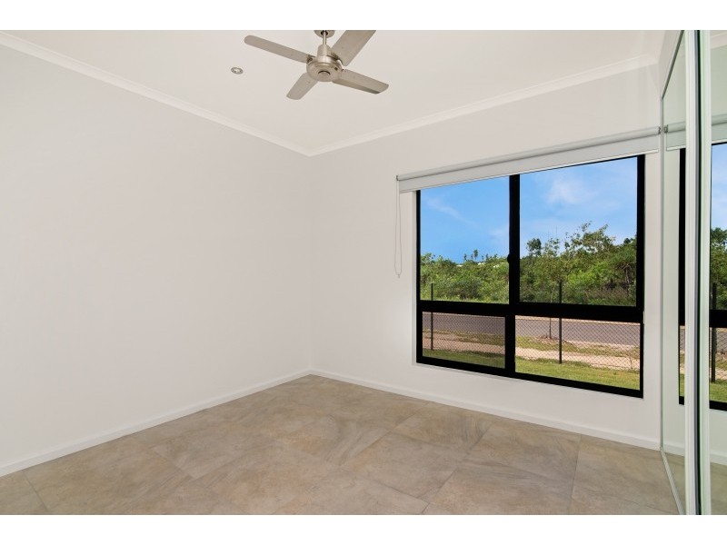 1&2/15 Tall Street, Johnston NT 0832