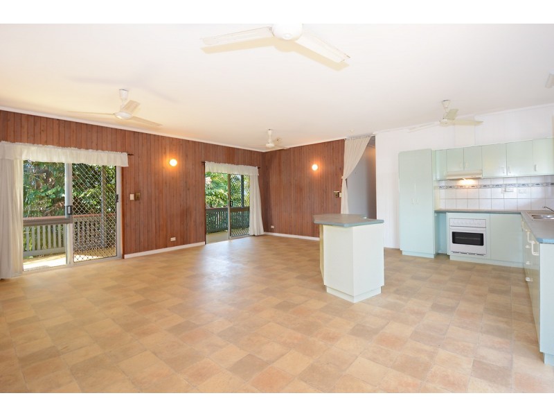 5 Bloodwood Circuit, Karama NT 0812