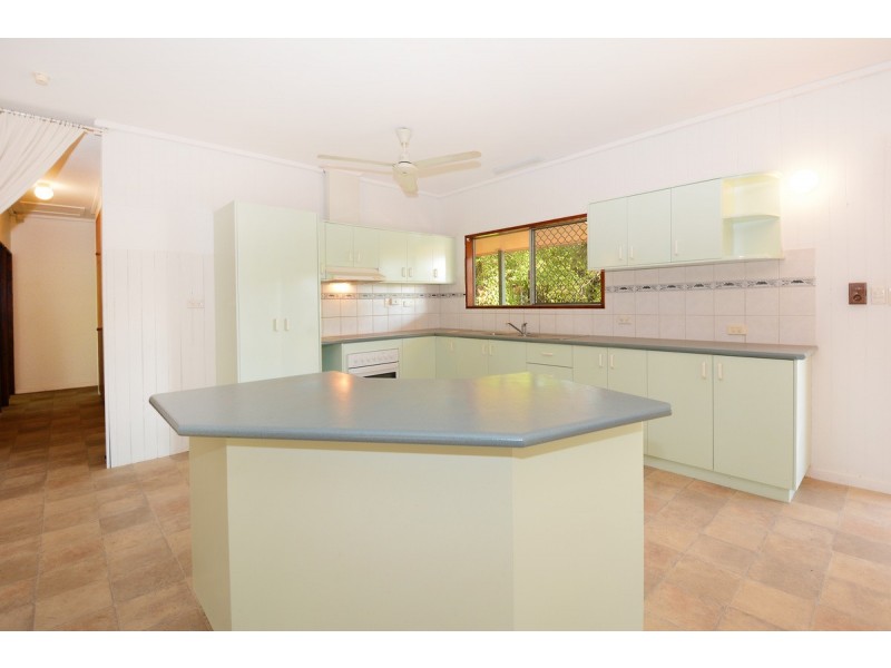 5 Bloodwood Circuit, Karama NT 0812