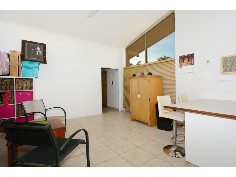 2/1 Martin Crescent, Coconut Grove NT 0810