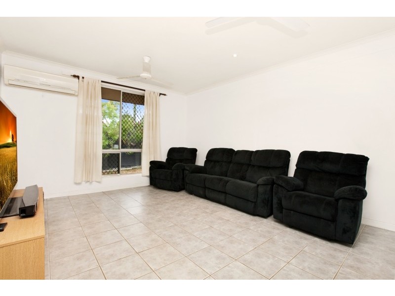 6 Peron Court, Karama NT 0812