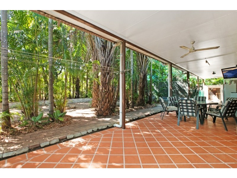 5 Sandalwood Street, Nightcliff NT 0810