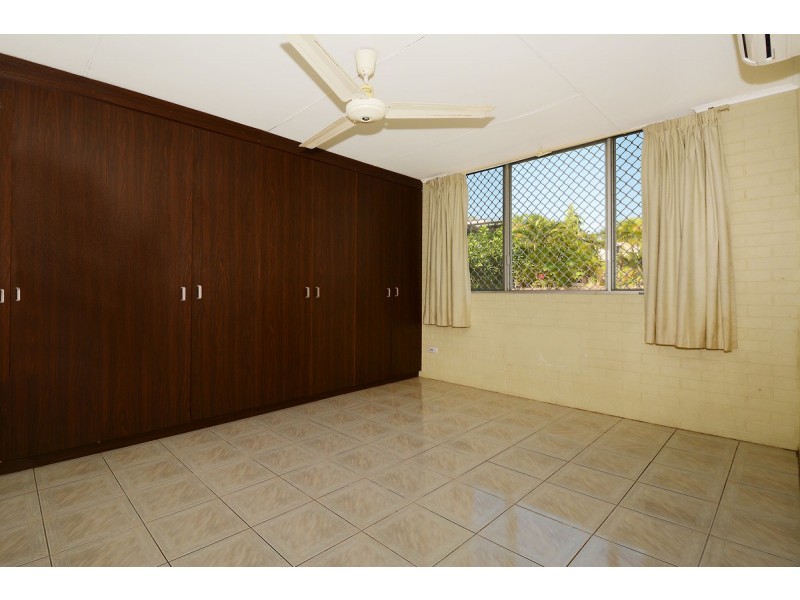 18 Lakeside Drive, Alawa NT 0810