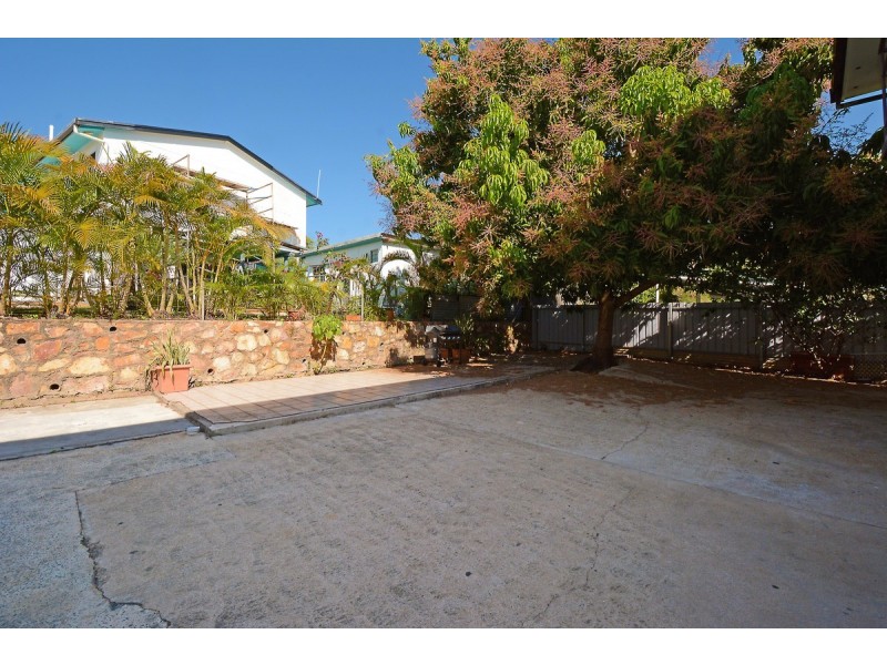 18 Lakeside Drive, Alawa NT 0810