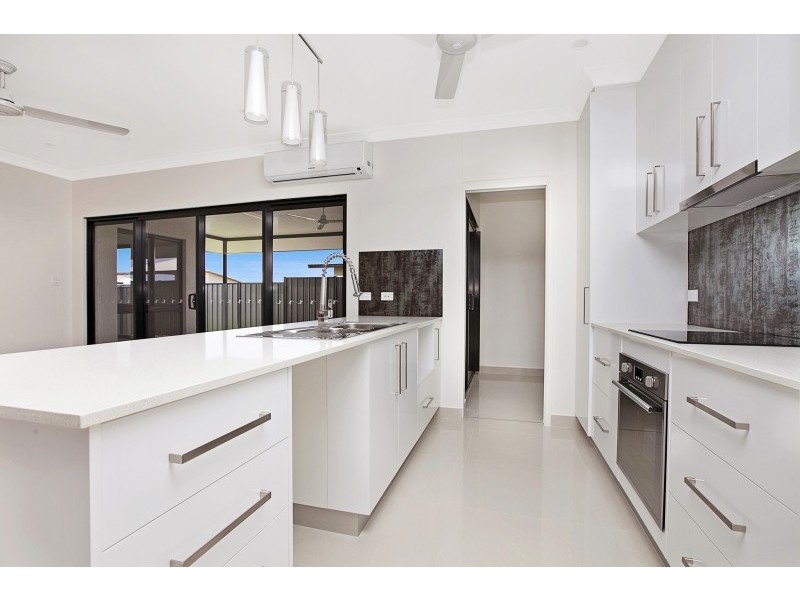 2/11 McGrath Street, Bellamack NT 0832