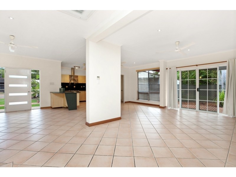 27 Carnoustie Circuit, Marrara NT 0812