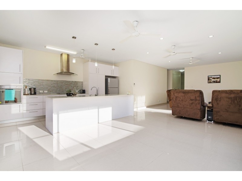 1/11 Deane Crescent, Rosebery NT 0832