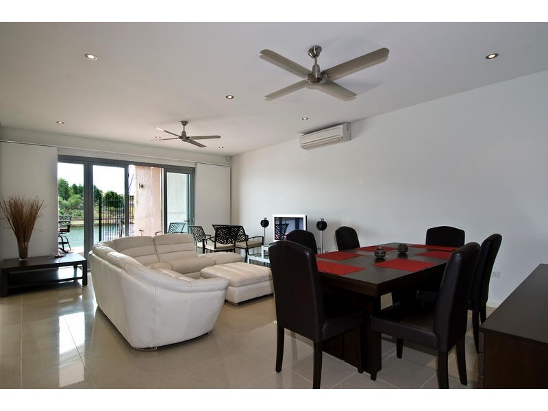 2/18 O’Ferrals Road, Bayview NT 0820