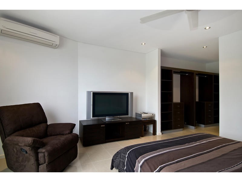 2/18 O’Ferrals Road, Bayview NT 0820