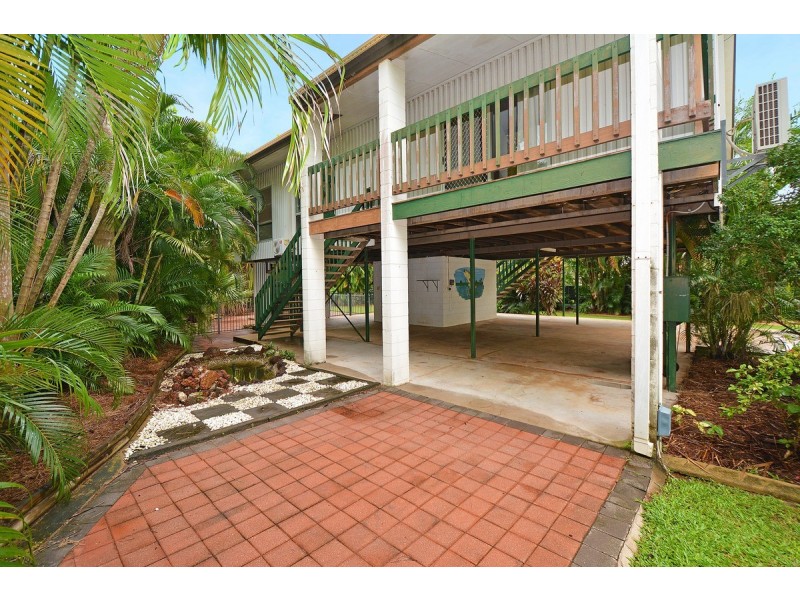 10 Calandrinia Court, Moulden NT 0830