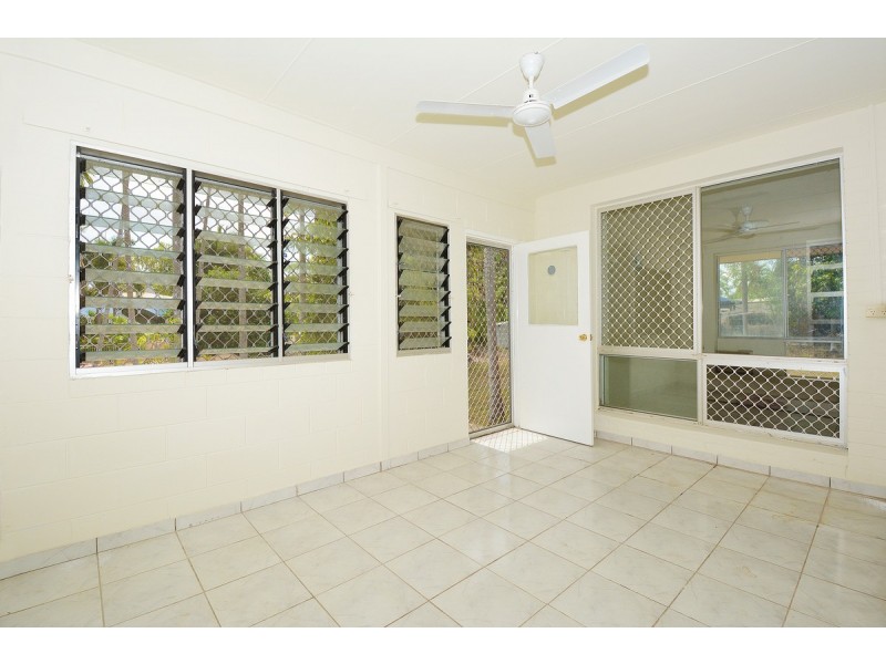 10 Marchant Court, Malak NT 0812