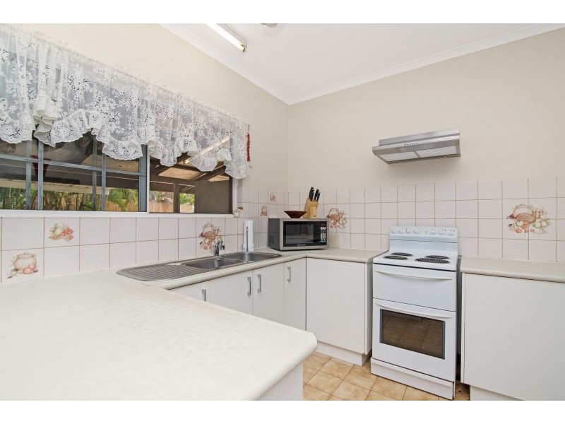 17 Raffles Road, Gray NT 0830