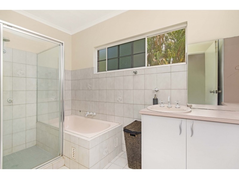 17 Raffles Road, Gray NT 0830