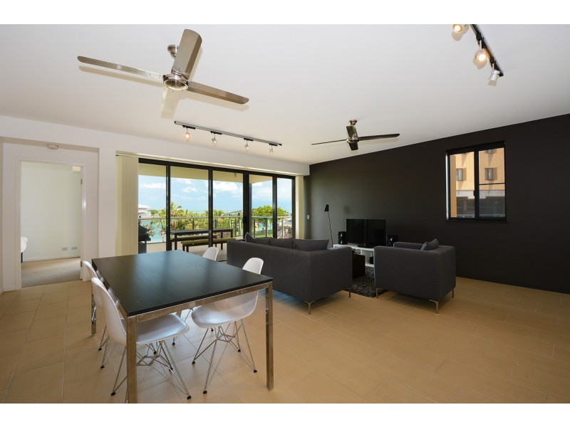 219/19 Kitchener Drive, Darwin NT 0800