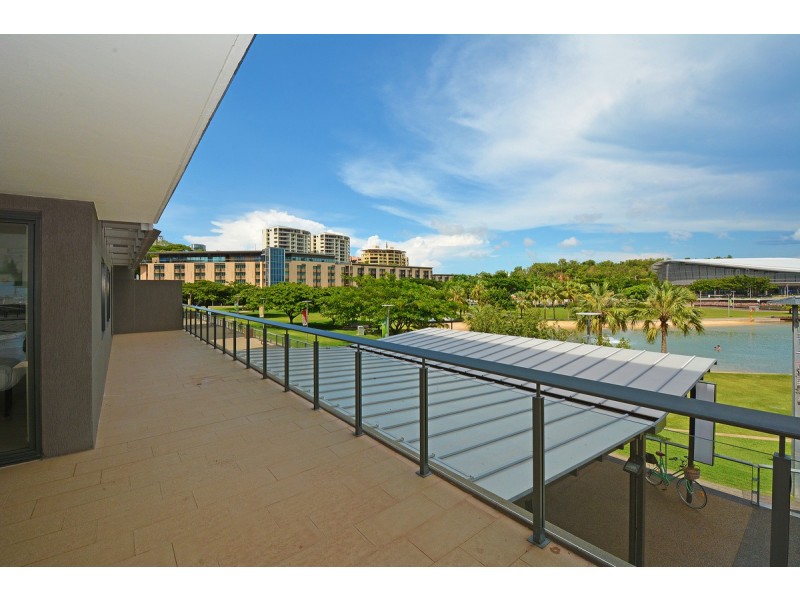 219/19 Kitchener Drive, Darwin NT 0800