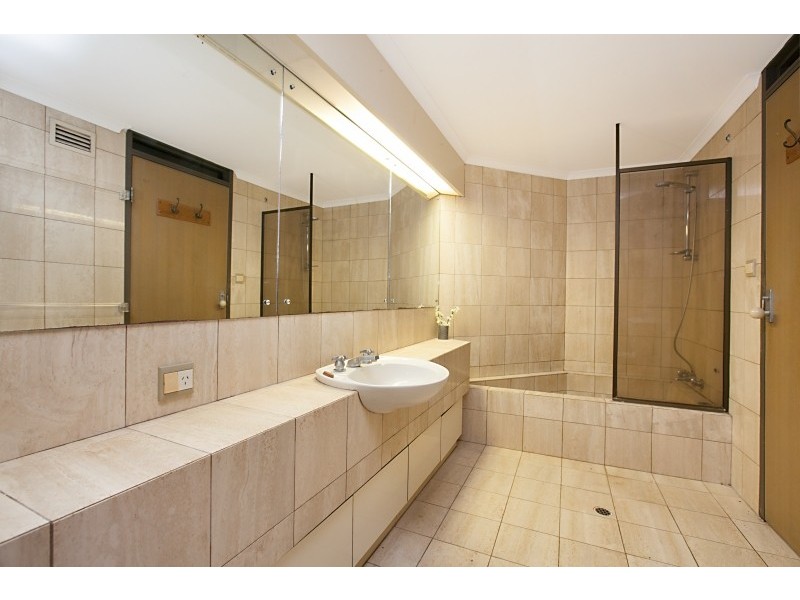 15/1 Buffalo Court, Darwin NT 0800