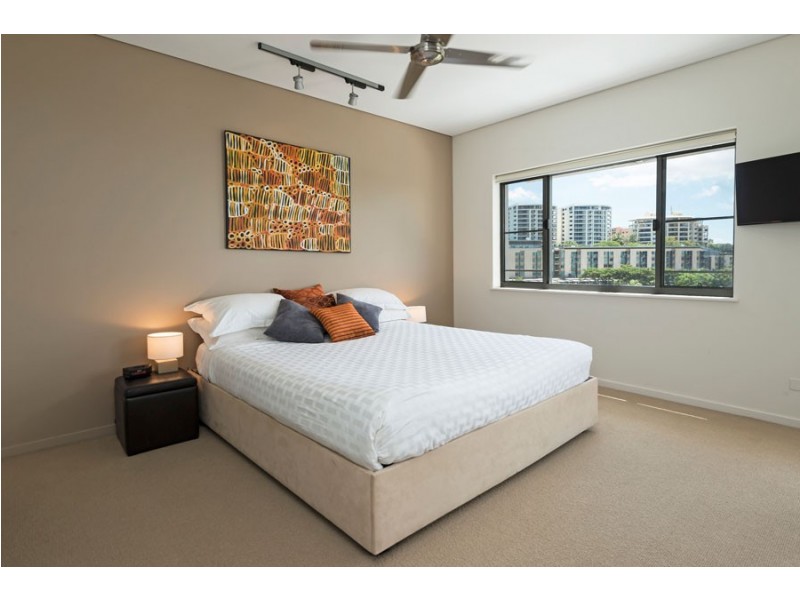 308/19B Kitchener Drive, Darwin NT 0800