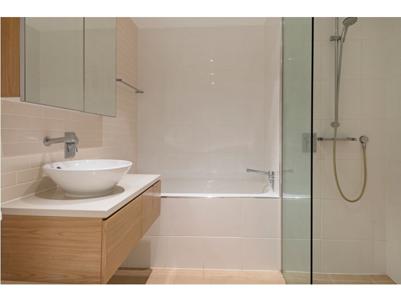 308/19B Kitchener Drive, Darwin NT 0800