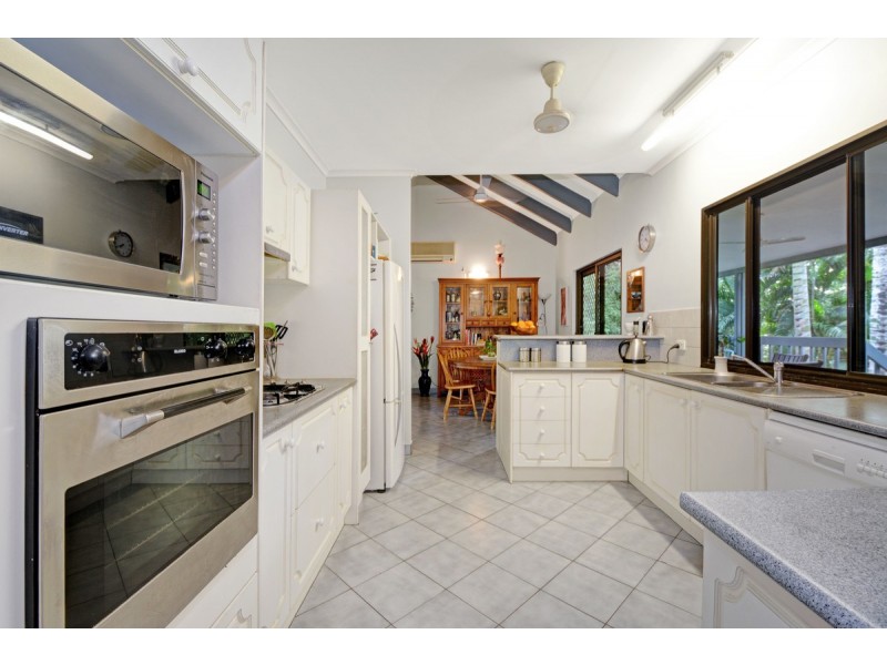 28 Martin Crescent, Coconut Grove NT 0810